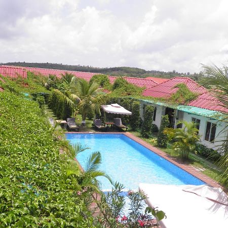 White Boutique Hotel&Residences Sihanoukville Exterior foto