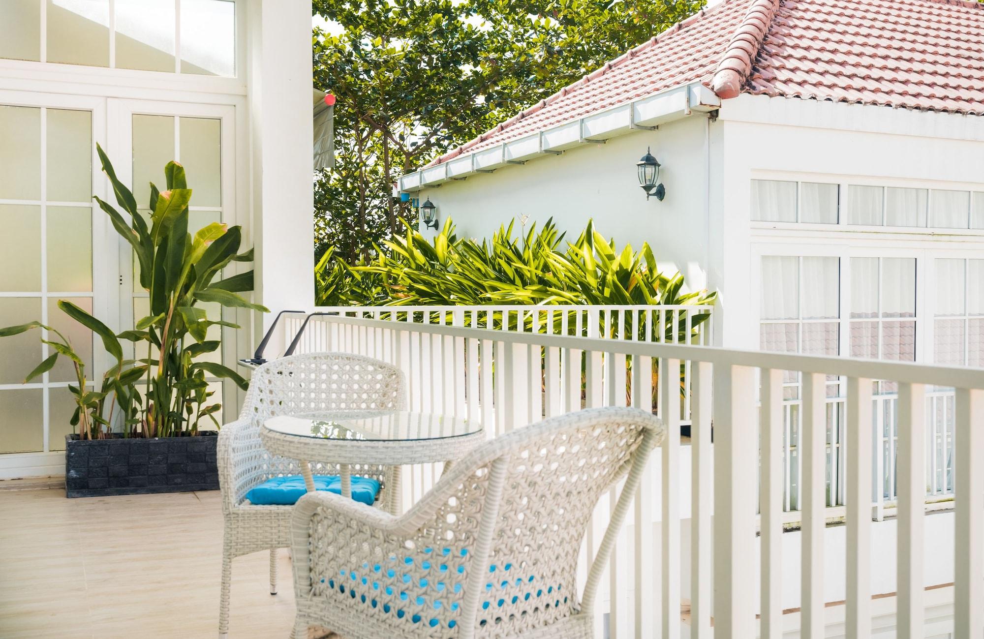 White Boutique Hotel&Residences Sihanoukville Exterior foto