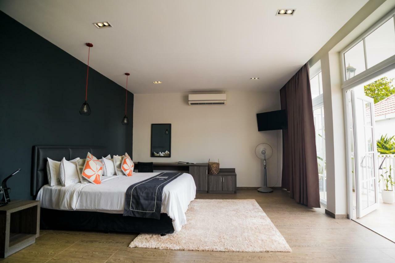 White Boutique Hotel&Residences Sihanoukville Habitación foto